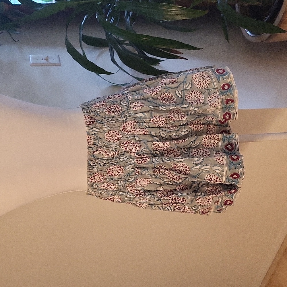 Modern Soul Floral Mini Skirt - Gray and Pink - Picture 4 of 8